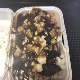 Jerk Chicken Poutine A.k.a *jcp