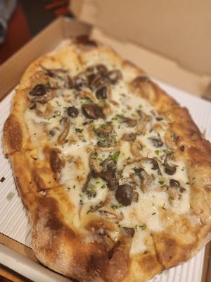 Serious Pie Downtown by null