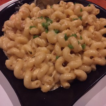 Lola's Lounge - Chorizo Mac n cheese - Spanish Near Me - Sacramento, California