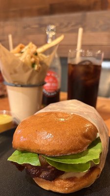 Roam Artisan Burgers by null
