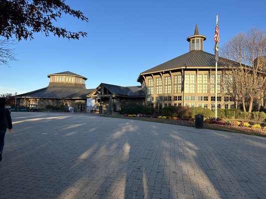 Bethel Woods Center for the Arts by null