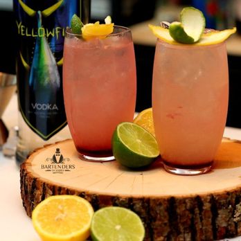 Bartenders On Wheels - Lemon lime Blueberry Cooler - Bartenders Near Me Bartenders On Wheels - Lemon lime Blueberry Cooler - Bartenders Near Me