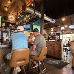 Walter's303 Pizzeria - Flying Horse