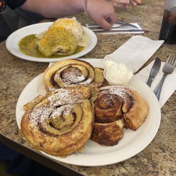 Carolyn's Cafe - Cinnamon French Toast - Breakfast & Brunch Near Me - Redlands, California