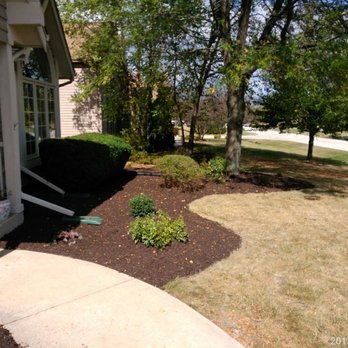 Ken's 4 Season Group - Complete Refresh of landscape in Oak Creek - Landscaping Near Me - Menomonee Falls, Wisconsin Ken's 4 Season Group - Complete Refresh of landscape in Oak Creek - Landscaping Near Me - Menomonee Falls, Wisconsin