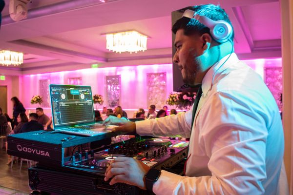 DJ Services - Hi My name is Carlos Huizar (We-zar) and I go by Dj Carlos - Atreve I am an Open Format Dj and have been in the disc jockey business for 11 years and have successfully created memorable experiences for clients . I was born and raised in Los Angeles, I always work hard to make sure your event is one to remember. Feel free to contact me for any Questions and I will get back to you.
Hola mi nombre es Carlos Huizar(We-zar)
todos me llaman Dj Carlos - Atreve soy Dj de Formato Abierto y Crecie en Los Angeles, Ha tenido La Oportunidad de ser Dj Por 11 anos y hecho muchos eventos con excito . Mi trabajo es hacer tu evento el mas memorable de tu vida . Llámame o mándame un correo electrónico para más información.Tengo muchas Variedades de Musica DJ Services - Hi My name is Carlos Huizar (We-zar) and I go by Dj Carlos - Atreve I am an Open Format Dj and have been in the disc jockey business for 11 years and have successfully created memorable experiences for clients . I was born and raised in Los Angeles, I always work hard to make sure your event is one to remember. Feel free to contact me for any Questions and I will get back to you.
Hola mi nombre es Carlos Huizar(We-zar)
todos me llaman Dj Carlos - Atreve soy Dj de Formato Abierto y Crecie en Los Angeles, Ha tenido La Oportunidad de ser Dj Por 11 anos y hecho muchos eventos con excito . Mi trabajo es hacer tu evento el mas memorable de tu vida . Llámame o mándame un correo electrónico para más información.Tengo muchas Variedades de Musica