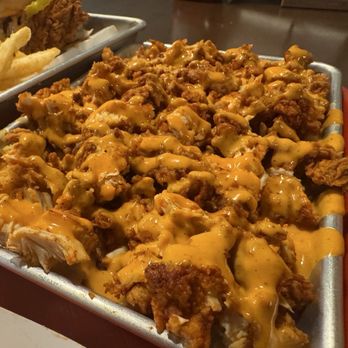 Flamin Feathers - Mac & cheese with chicken tenders - Chicken Shop Near Me - Lewis Center, Ohio Flamin Feathers - Mac & cheese with chicken tenders - Chicken Shop Near Me - Lewis Center, Ohio