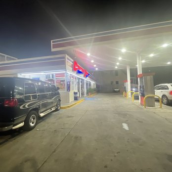 Discount Zone - a black van parked in front of a gas station - Gas Stations Near Me - New Orleans, Louisiana Discount Zone - a black van parked in front of a gas station - Gas Stations Near Me - New Orleans, Louisiana