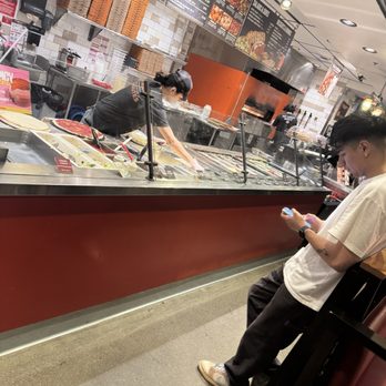 Blaze Pizza - no customer recognition lack of staff - Pizza Near Me - Eastvale, California Blaze Pizza - no customer recognition lack of staff - Pizza Near Me - Eastvale, California