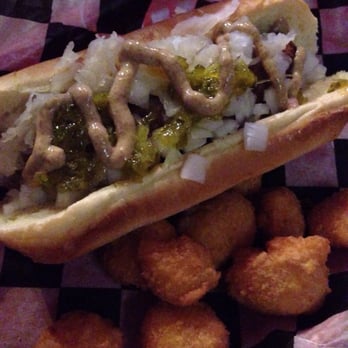 State Street Brats - "The best brat" with some fried cheese curds! - American Near Me - Madison, Wisconsin