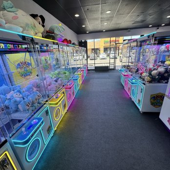 Dragon Claw - Arcades Near Me - Westminster, California Dragon Claw - Arcades Near Me - Westminster, California