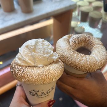 Glace - Plain hot chocolate - Ice Cream & Frozen Yogurt Near Me - New York, New York Glace - Plain hot chocolate - Ice Cream & Frozen Yogurt Near Me - New York, New York