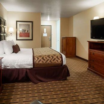 Best Western Plus Meridian - King Guest Room - Hotels Near Me - Meridian, Idaho Best Western Plus Meridian - King Guest Room - Hotels Near Me - Meridian, Idaho