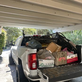 Jack's Junk Removal - Move-out cleanout in Montecito -- boxes, an old bike, and
household junk hauled same-day. - Junk Removal & Hauling Near Me - Santa barbara, California Jack's Junk Removal - Move-out cleanout in Montecito -- boxes, an old bike, and
household junk hauled same-day. - Junk Removal & Hauling Near Me - Santa barbara, California
