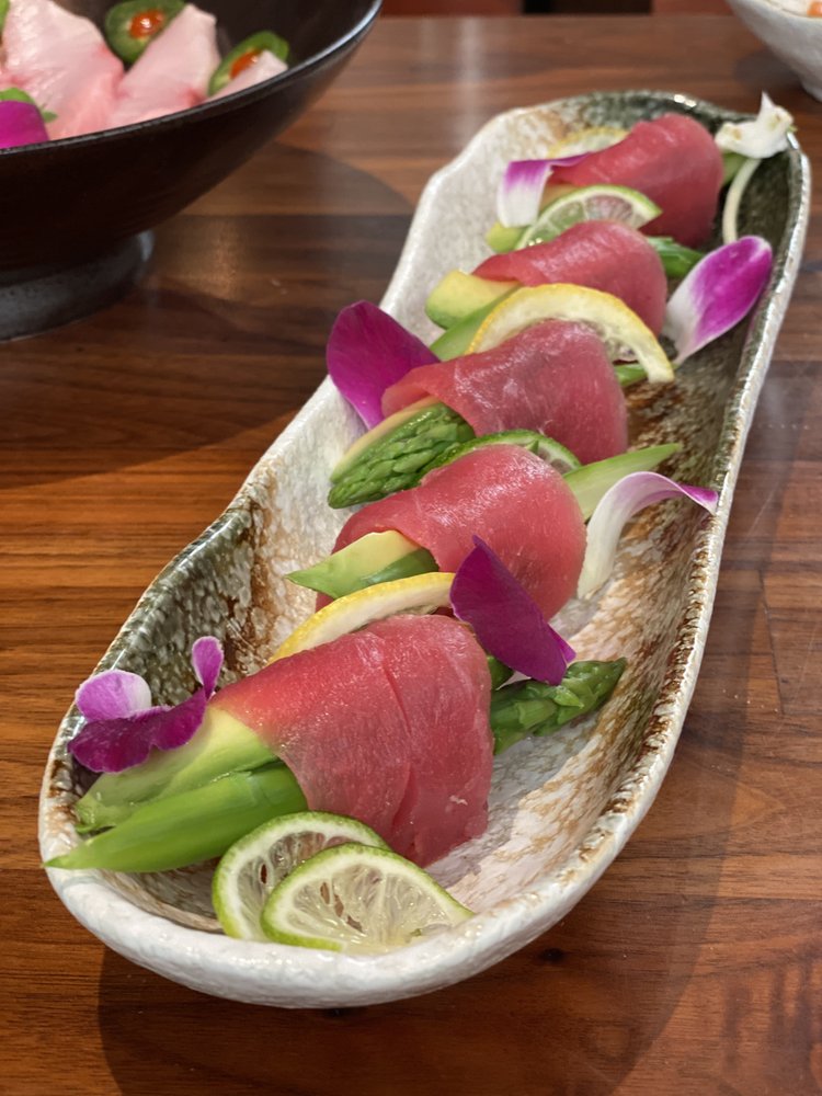 Chomp Rockin' Sushi