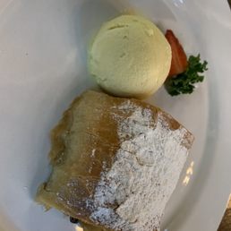 Dessert. Apple strudel Dessert. Apple strudel