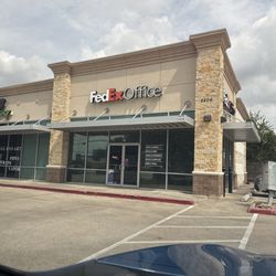 FedEx Office Print & Ship Center
