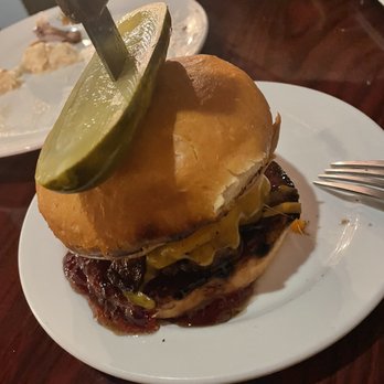 The Chef's Table - Peanut butter and jelly burger - New American Near Me - Rocklin, California The Chef's Table - Peanut butter and jelly burger - New American Near Me - Rocklin, California