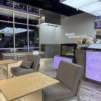 OMG TEA LAB - Seating area - Desserts Near Me - Las Vegas, Nevada
