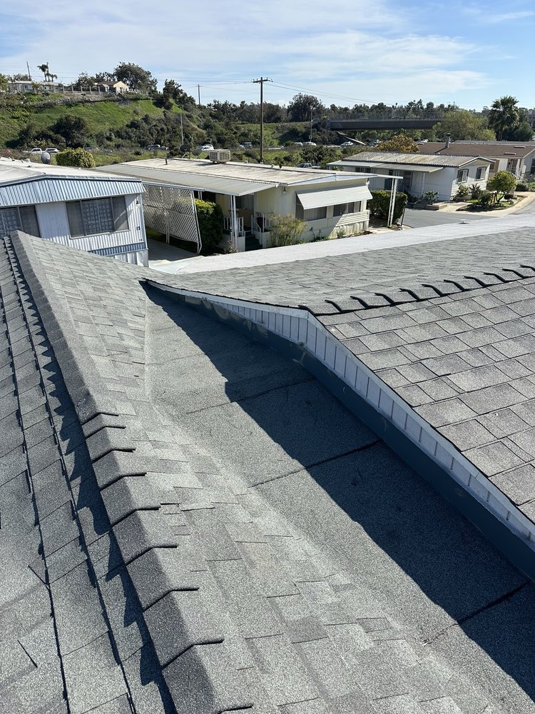 Slide of R&M Roofing