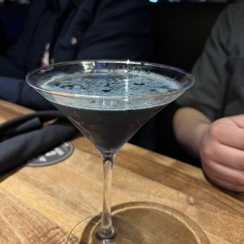 Yard House - Black Orchid - New American Near Me - Sacramento, California Yard House - Black Orchid - New American Near Me - Sacramento, California