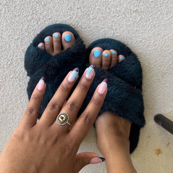 Tami-A Nails Salon - Nail Salons Near Me - Honolulu, Hawaii