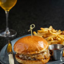 LeTour - LeTour Smash Burger