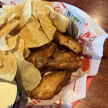 Jefferson's - Topeka - Double Dipped Wings n chips - Chicken Wings Near Me - Topeka, Kansas