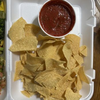 Las Palmas Mexican Restaurant - CHips and salsa - Mexican Near Me - Baton Rouge, Louisiana Las Palmas Mexican Restaurant - CHips and salsa - Mexican Near Me - Baton Rouge, Louisiana