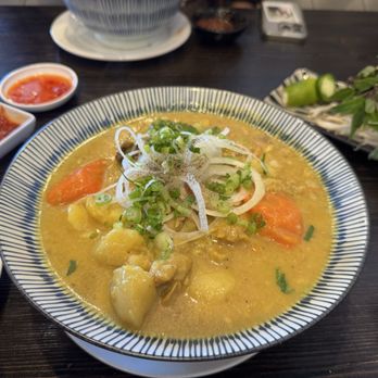 Ngon Yummy - Chicken curry - Vietnamese Near Me - Artesia, California