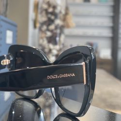 Ferry Street Optical - Sunglasses for the summertime.