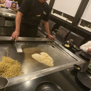 Paradise Hibachi Steakhouse - Sushi Bars Near Me - Cresco, Pennsylvania