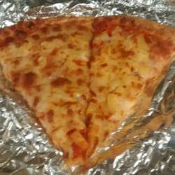 Gionino's Pizzeria of Alliance - My left over pineapple cheese pizza.