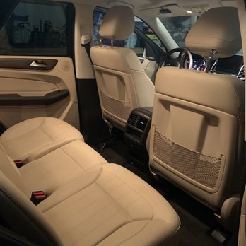 Sud Buster's Mobile Wash - Back seat detail - Auto Detailing Near Me