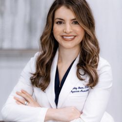 Concierge Cosmetics & Aesthetics - Meet Ashley, our Certified Physician Assistant and Founder!