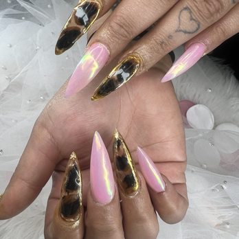 Artist Nails & Spa - In love with my nails - Nail Salons Near Me - Vacaville, California
