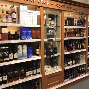 LCBO - Whiskey display - Beer, Wine & Spirits Near Me - Mississauga, Ontario LCBO - Whiskey display - Beer, Wine & Spirits Near Me - Mississauga, Ontario