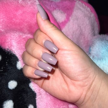 Eden Nails & Spa - This is almost a week in !! - Nail Salons Near Me - Burbank, California