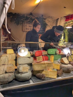 Marché de Noël de Notre-Dame by null