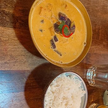 Dalaya - gaeng garee - Thai Near Me - Sylva, North Carolina