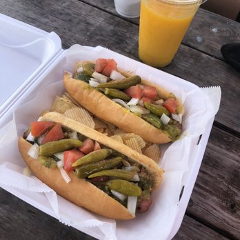 Crafton Ice Cream Delite - Chicago dog - Ice Cream & Frozen Yogurt Near Me - Pittsburgh, Pennsylvania
