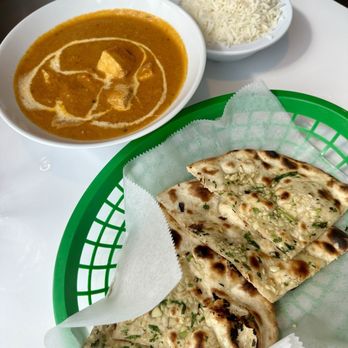 Persis Biryani Indian Grill - Butter chicken with rice and garlic naan - good starter dish.... Always on point! - Indian Near Me - Mount Juliet, Tennessee Persis Biryani Indian Grill - Butter chicken with rice and garlic naan - good starter dish.... Always on point! - Indian Near Me - Mount Juliet, Tennessee