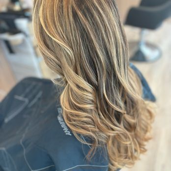 Blend Hair - Partial foil to blend gray - Hair Salons Near Me - Danvers, Massachusetts Blend Hair - Partial foil to blend gray - Hair Salons Near Me - Danvers, Massachusetts
