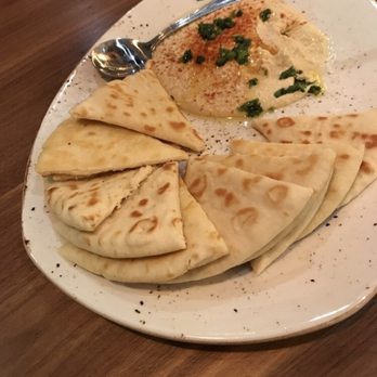 Luna Grill Richardson - Pita wid traditional hummus - Mediterranean Near Me - Richardson, Texas Luna Grill Richardson - Pita wid traditional hummus - Mediterranean Near Me - Richardson, Texas