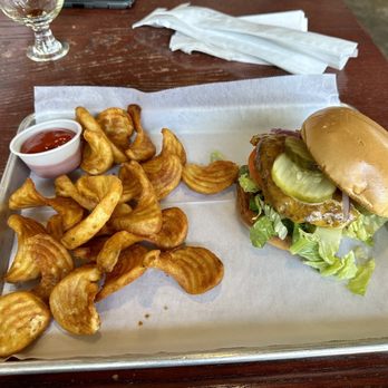 Tobacco Wood Brewing - 1/4 pound cheeseburger with sidewinder fries - Brewpubs Near Me - Durham, North Carolina Tobacco Wood Brewing - 1/4 pound cheeseburger with sidewinder fries - Brewpubs Near Me - Durham, North Carolina