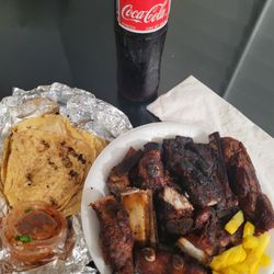 El Nuevo Pedimento - Costillas w/side of pineapple, Red salsa & Handmade tortillas. All mouth watering!