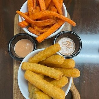 Chef Shaqs Kitchen - Sweet potato fries/ zucchini fries - American Near Me - Louisville, Kentucky