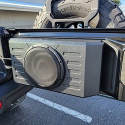 GNC Customs - Jeep tailgate subwoofer enclosure