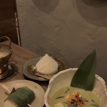 Nara Thai Kitchen - Green curry and sticky rice - Thai Near Me - Irvine, California