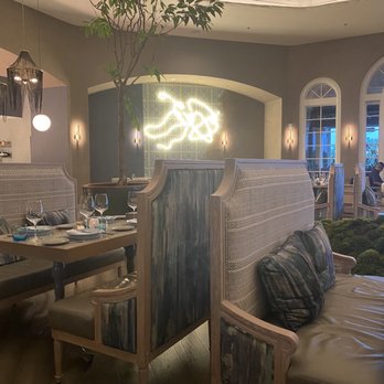 Knife & Spoon - Inside - Seafood Near Me - Orlando, Florida